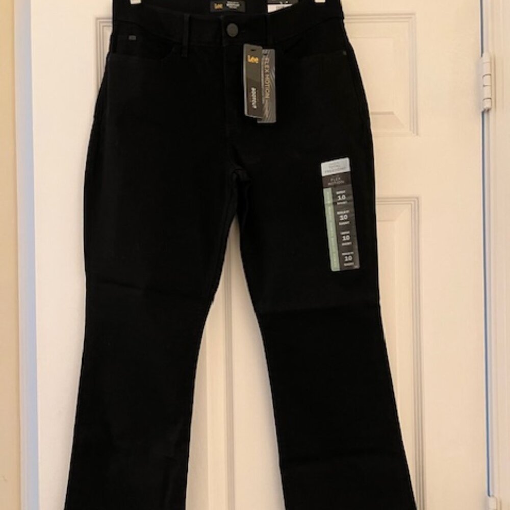 Black Lee Women's Bootcut Flex Motion Jeans, 10 Short, NWT